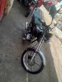 للبيع،بدون اوراق  نقص بس اشاير هورن  الكهرباء واصله بس تربط  الباقي كل...