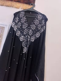 ملابس • قياسات خاصة • توصيل