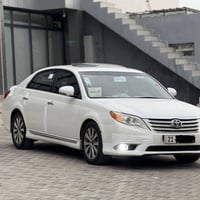 أفالون ٢٠١١ • ٦ سيلندر • كراسي كهرب