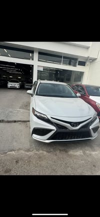 للبيع 2023 صور الحادث مرفق  ماشيه 40الف السعر 225 وبي مجال 07504787385