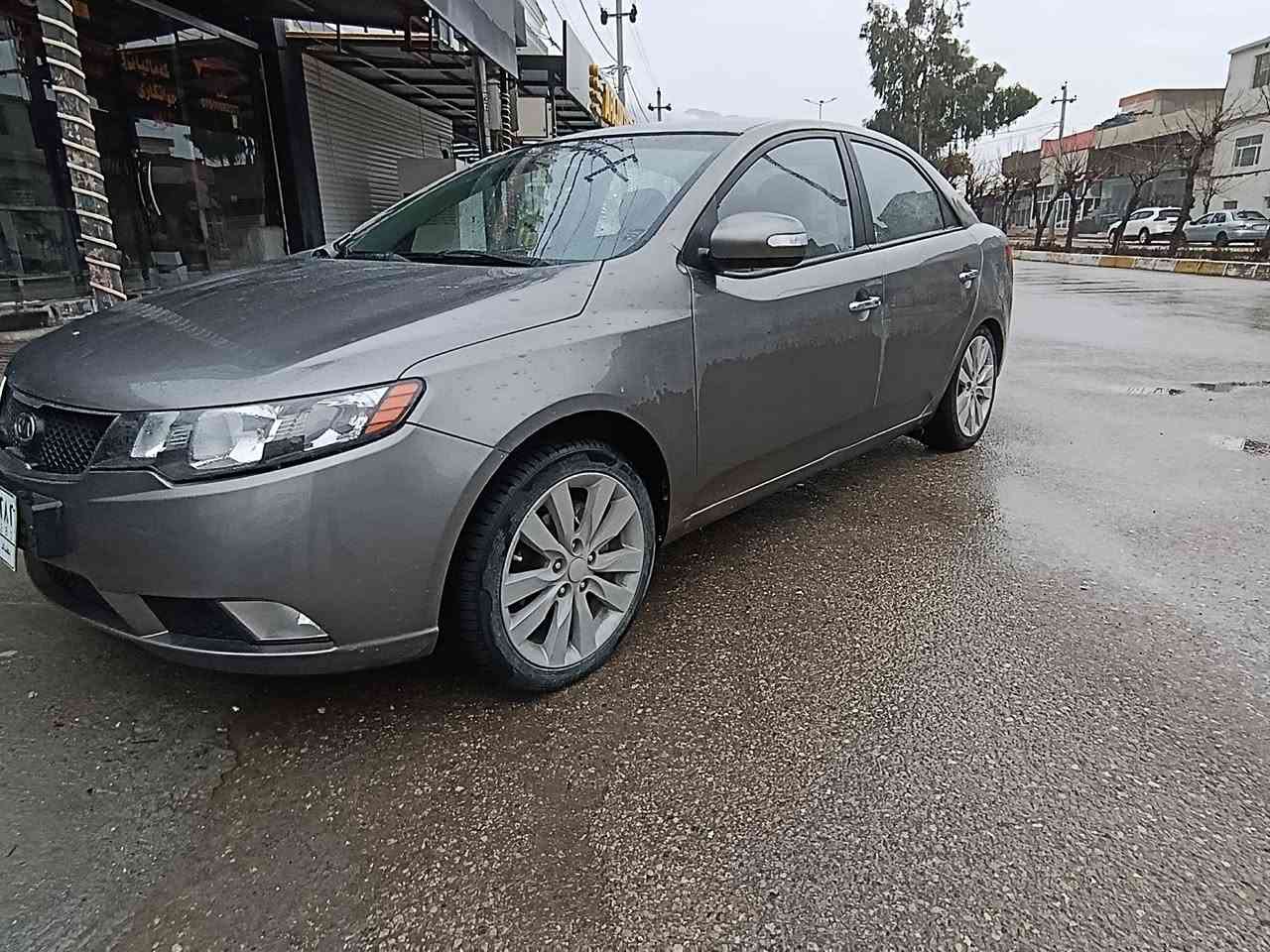 کیا ڕەنگی نەوتی نمونەو پاکەتی 
لێدراو خایس و تندوتۆڵ 
مەکنیە 16 یەو هەمان مەکینەی ئاڤانتیە لەسەرە سیستەی ئیکۆی هەیە
دەبڵ گێرە+ شغاڵ و بەسمە  
شاشە.+ کوشن جڵدو هیتەرە  
دکشنی بیلادی بۆ داندراوە بەردی گزۆزییشی تێدایە
سیستەمی ئیکۆیە
چوار ویلی جوان و تایەی تازەن
ئاوێنە ئیشارت و شەفت  
سەیارەکە کامل مەسرفی تیاکراوە لە دەعامی بۆ دەعامی 
نوقسانی نیە  
بڕاوەی دوبەیە بەس نمونەیە لە جوانی
نرخي 52 گلا و معاملا
ڕانیە ....واتس ئاپ و ڤایبەر 
***********
