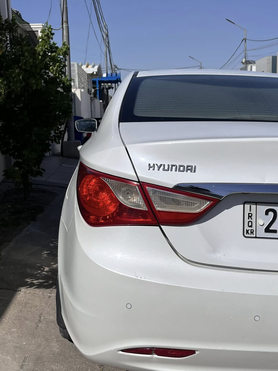 سوناتا 2011 خليجي نص
مكينه 2400 دوش 

مواصفات 

.ويل كب

.حساس خلفي

.كامرة HD

.تحكمات ستيرن جهتين

سيارة جاهزة مكينه گير 
حدادية بيها بارد بالچاملغ السايق شبر وشبر بالباب مال السايق

مكاني نجف

رقمها اربيل وكالة بسمي 

السعر 128 وبيها مجال 

للاتصال ***********"
