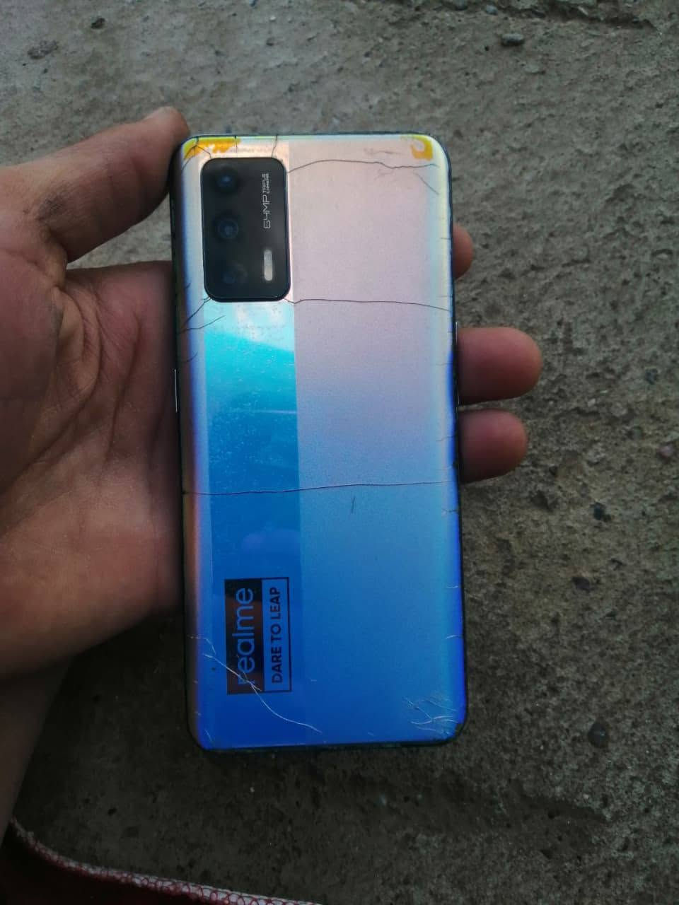 Realme X7 Max 

ذاكره 256 

رام 24

ببجي 90 فريم 

مامفتوح 

للبيع او مراوس ايفون 11 عادي 

سعر خاص


**إذا كنت صاحب هذا الإعلان وتريد حذفه لأي سبب، رجاءا أرسل رسالة إلى الدعم الفني**