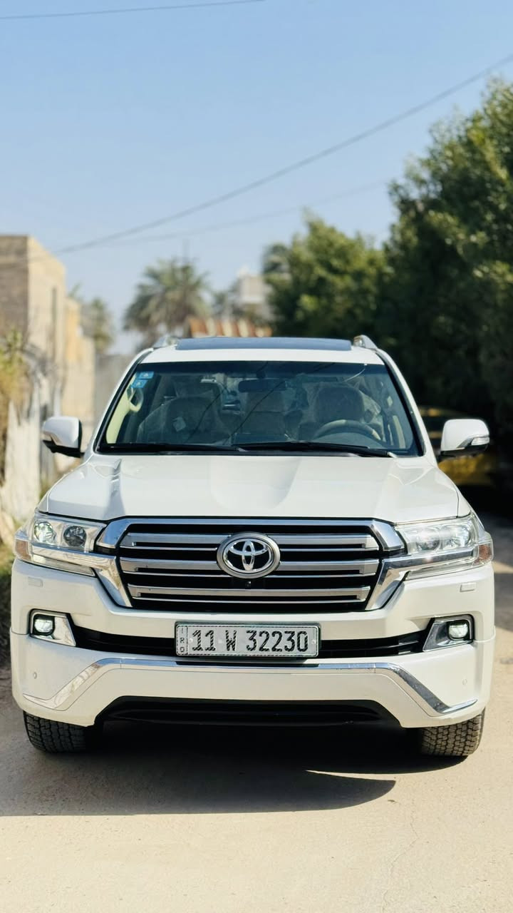 لاندكروز 2016 مكفوله كفاله عامه عدا بارد بسيط رقم بغداد بسمي بريم اصل 1/1 دفدي كشنات جلد وكهرباء فتحه محرك 6 سلندر سعر 448 بيها مجال ***********
