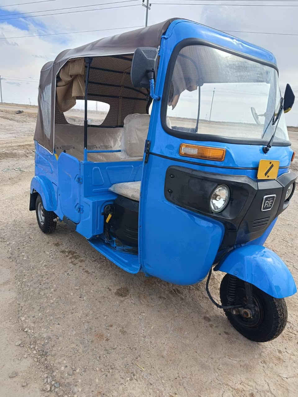 سلام عليكم باجاج 22 جاهزه تكتك الخير من كلشي جاهزه كبل لشارع وراقه ضايعه ومسحوبات  ***********
