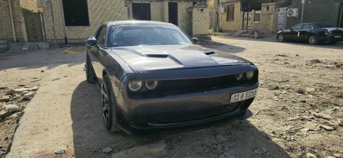 جالنجر 2020 محرك 6 سلندر 3600 لمحرك  الموصفات  sxt شاشه كبيره  قطعتين تبرير فول تحكمات ستيرن سستم صوت الباين  تشغيل عن بعد ابواب ذكيه ويل ابو النجمه كروم الصلي وبعد بيها موصفات صدر امامي خلفي جديد تخم تاير جديد ادامه عامه لسياره دهن محرك جديد  وجميع لشغلات لستهلاكيه  عليها منضومت زنون سعرها 300 دولار  تجي وشوفها بعينك سياره جديده ونضيفه ماشيه 83 ميل سياره مرتبه وحلوه وكلشي ما ناقصها حادثها جاملغ بس صبغ مال امريكا وهنا صاير بيها طخطخات بدون دواخل ابيع حزام علمود انهي كلشي هيه موحزام بس ابيع حزام وشاهد الله السياره مصروف عليه كومت كماليات وكلش حلوه   صور لحادث بل منشور وسونار رقم بغداد مشروع وطني بسمي السعر 165 والسعر بلاش وبي مجال لشراي  مكاني ناصريه مركز
٠***********
