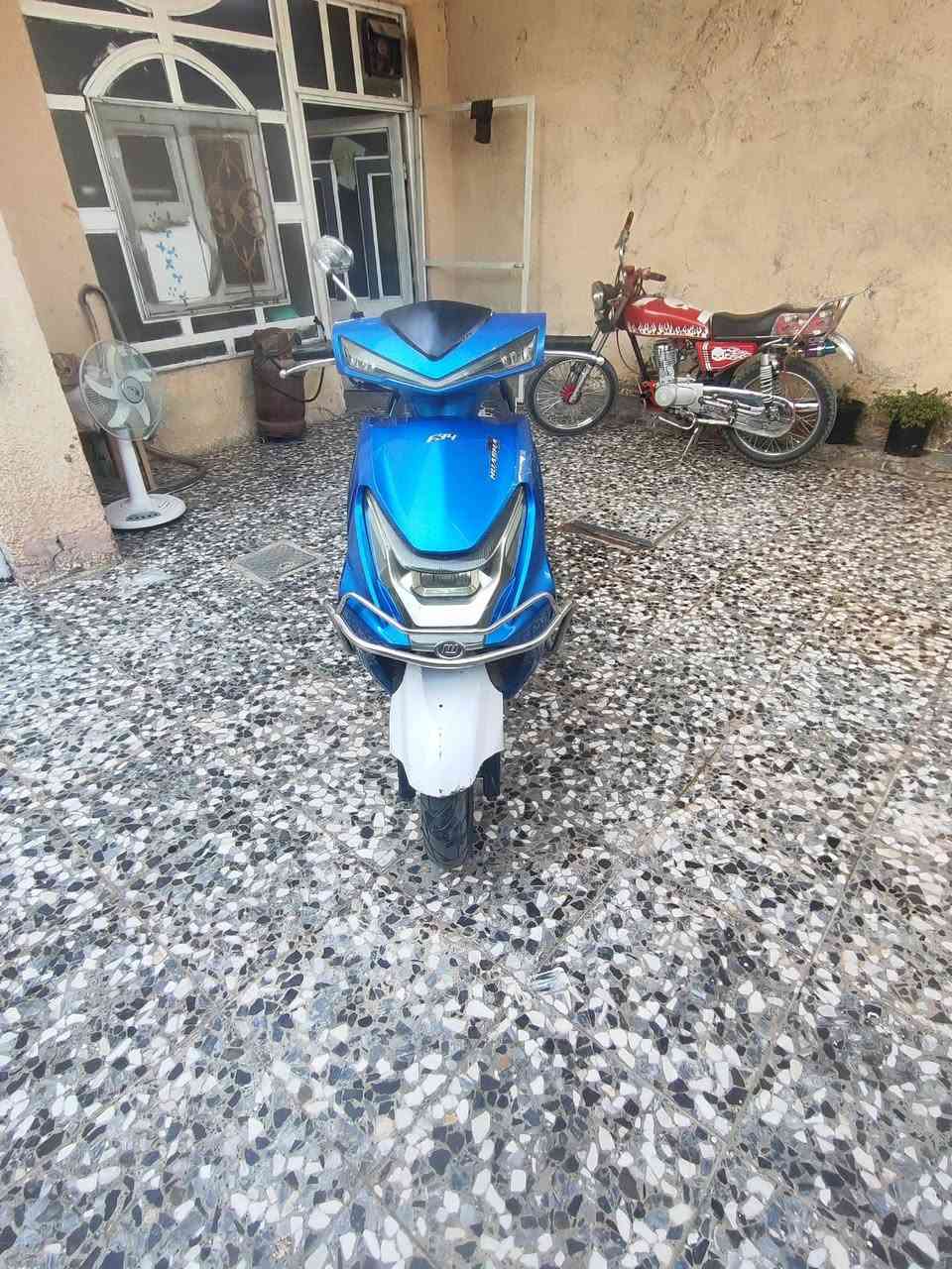 سكنس البيع  جاهزه من كلشي بس الكشن جارد وهاذه رقمي ***********سعر350بيها مجال
