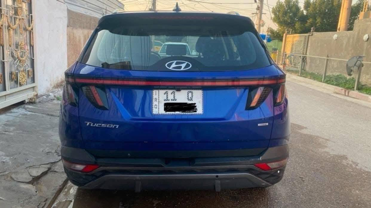 توكسان 2022 ( ليمتيد ) بيها  جفيه بسيطه صبغ احزام سياره كاملة مابيها اي نقص بانزين فقط باسمي  رقم بغداد هزه جديده  ابيع فقط
مواصفات خاصه لمتد 1/1 VIP بانوراما 
محرك 2500
وراد امريكي
1- بصمه + بصمه ابواب لمس
2- بانوراما 
3-كيج الكتروني متغير 
4- ( كاميرات عدد 5 ) 
5-كير بيانو 
6-نقط عمياء
7-رادارات امامي خلفي جانبي
8-قيادة الية 
9- تتقدم للامام وللخلف بالبصمة
10-هندبريك بصمه
11-كشنات جلد 
12-كشنات كهرباء
13-كشنات خزن ميموري
14-كشنات تبريد و تدفئة امامي خلفي وتدفئة أستيرن
15-بك لايت لد
16- لايت لد + زينون
17- شاشة كبيرة لمس
18- تثبيت سرعة
19- من تشغل اشارة يقلب الكيج كامره
20- شارة جانبيه
21- ويل كب كبير كروم
22-تحديد مسار 
23-صندوق كهربائي
24- فول تحكمات ستيرن
25-تبريد لمس
26- السماعات شركة BOSE
26- شحن وايرلس
27-نظام gps خرائط
28- شفتات كير ب ستيرن
29- حساسات امامي خلفي
30 - تشغيل عن بعد 
31 - اوتو بارك 
32 - المرايه الوسطيه (اوتو دم ) يعني الي وراك مشغل عالي المرايه اوتماتيكي اصير سوده 
33 - مود ادرايف ( نورمل -سمارت - سبورت - وثلجي )
34 - سياره فور ويل اج تراك 
35 - نظام نزول منحدرات 
36 - نظام اضاءه داخليه لدات متغير الالوان ( الون الي تريده موجود )
37 - نظام التبريد دفيوز تبريد من كل الجهات ( يعني مو بس فتحات التبريد ال 4 ينطن تبريد لا الدشبول كله ينطي تبريد عن طريق فتحات موجوده بالدشبول )
38 - تبريد قطعتين امامي خلفي 
39 - شاشه ابل كار بلي 
‏40 - AUTO HOLD
العنوان بغداد 
السعر 158
***********
