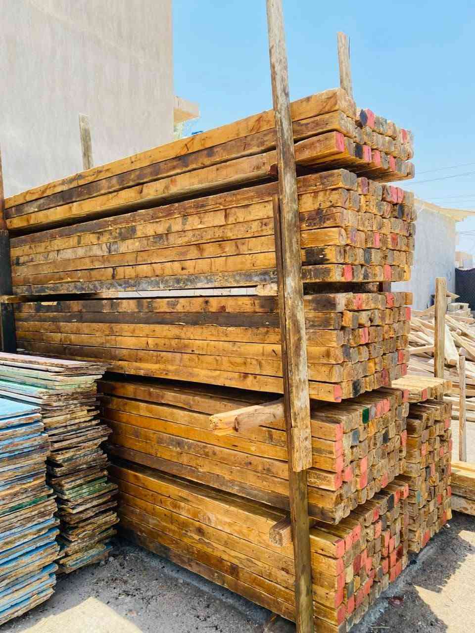سلام عليكم سير طول 3متر +سير 4متر +سير 2متر + بلاويد للبيع شغله وحده ستندر + قياس 40و 50  السعر  مناسب جداا مكاني حله للتواصل   ***********//***********
