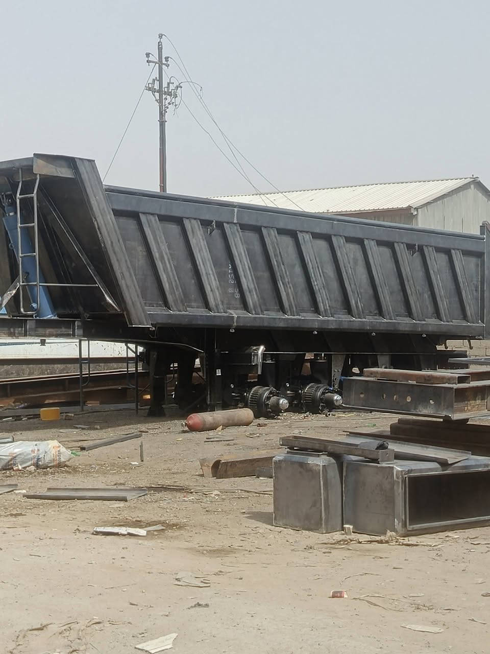 للبيع ماگ نيسان شاصي 16 دناگير 16 گاعية 8 تفصال كله بلازمة جگ مال ***********
