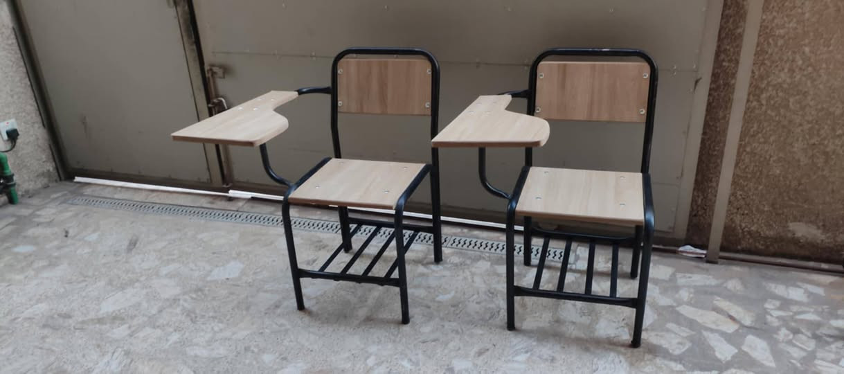 للبيع كرسيين دراسيين/جامعيين بشكل مستعجل
الحالة: نظيفات جدًا وحالتهم ممتازة

الهيكل قوي والخشب مرتب، مناسبين للطالب أو المعهد أو الدروس الخصوصية.

البيع معًا فقط

السعر 55.000 د.ع و بي مجال بسيط جدا للتفاوض

الموقع: بغداد

للتواصل خاص او واتساب : 

***********
