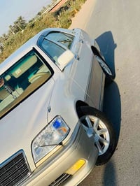 حنون للبيع حاويه بيهه حجز تسجيل كرستال  3دكم  السعر 92 وبيهه مجال  للا...