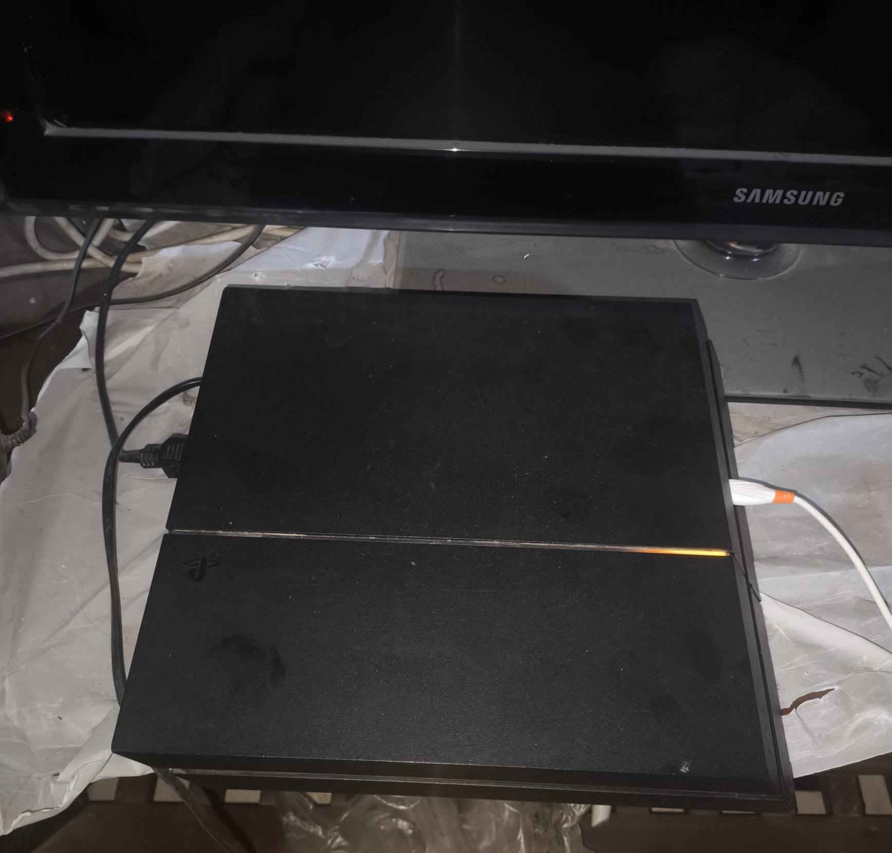 بلي 4 فات مساحه التخزين 408
وياه جويستك شكل يده بلي 5 وايرلس
وياه قرص فيفا 21
سعر 230 الف
بي مجال بسيط للطيبين 
عنواني بغداد


**إذا كنت صاحب هذا الإعلان وتريد حذفه لأي سبب، رجاءا أرسل رسالة إلى الدعم الفني**