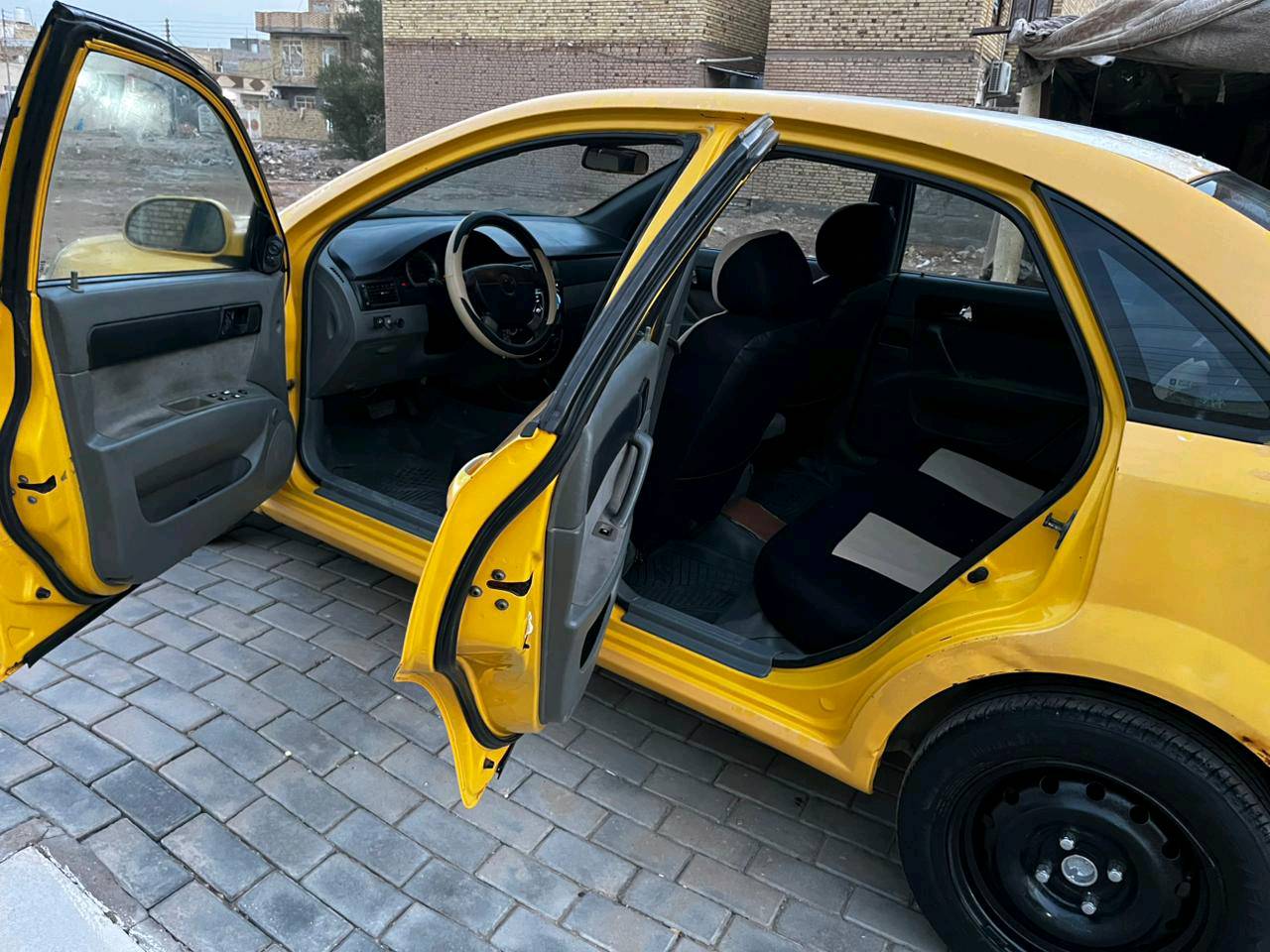 السلام عليكم اوبتره 10 سياره جاهزه مکینه گیر غاز بانزین حداديه راعيهه بالعمارة سنويه 30 العنوان ميسان مركز المدينه *********** سعرها 65