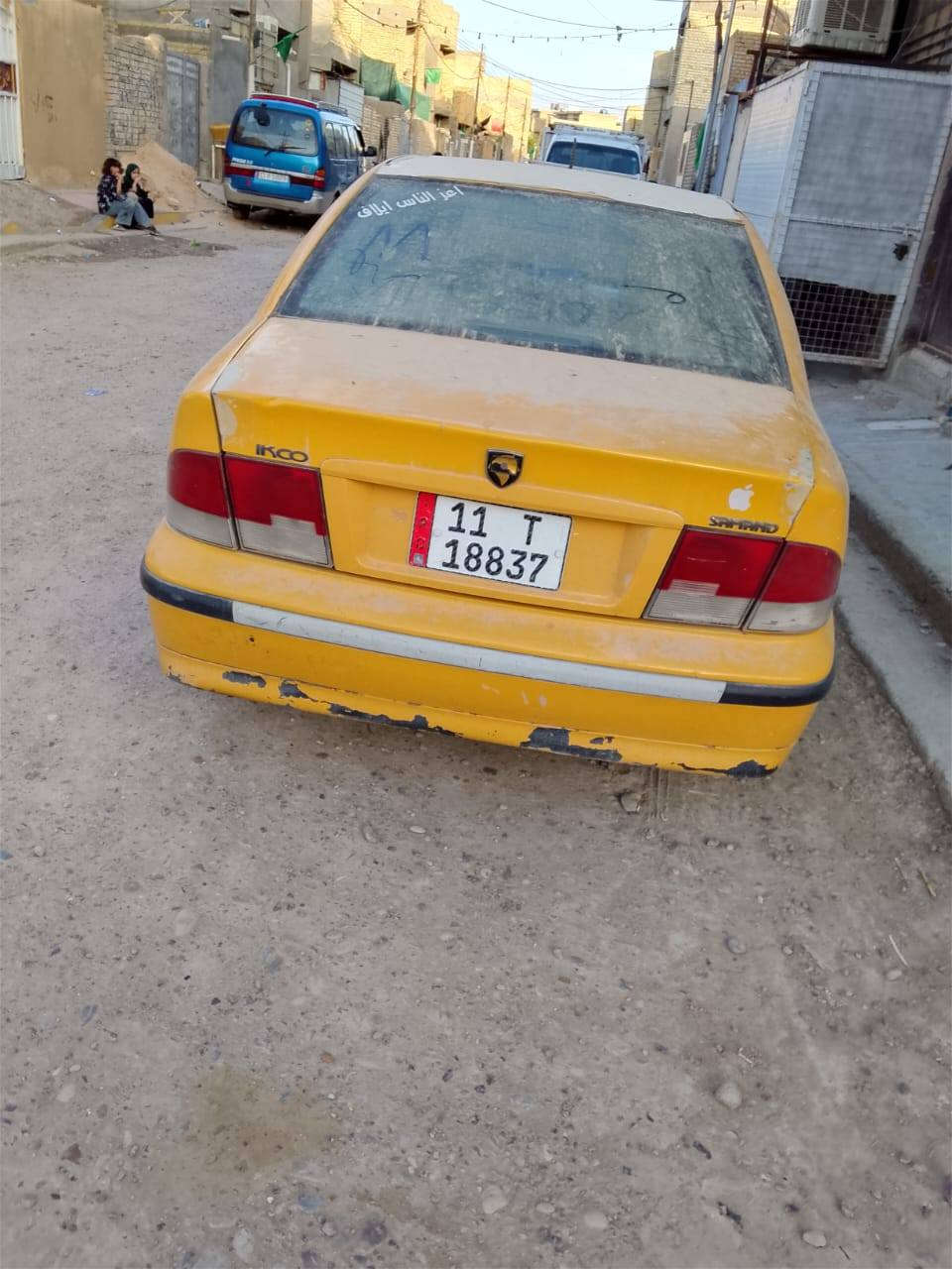 سلام عليكم سمند للبيع موديل ١٠ جديده تخم تاير جديد محرك مكفول تبريد ثلج رايدهه ٣٥ وبيهه مجال مكانك بغداد العبيدي ***********
