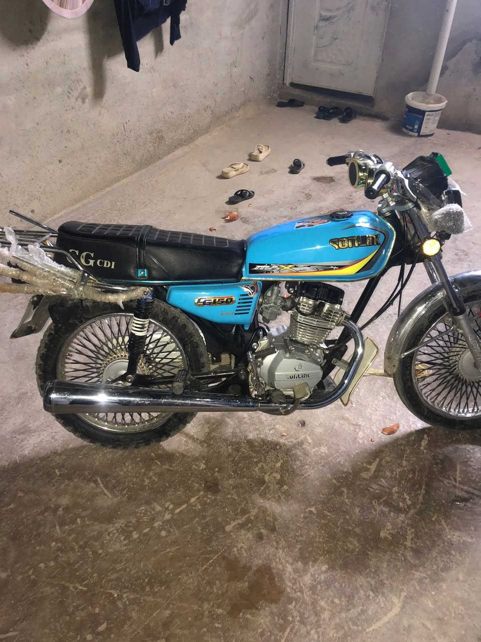 يأبه السلام عليكم سولنك 22
درجه حلوه ونضيفه كهربائيات كله شغل 
مبدل فقط كازكيت ال باقي بلادي درجه شلعه ومعدل 
شرط الفحص صالنصه صوت مرتبه من كلشي سعرها 475 
وبيها مجال رقم ***********مكاني كركوك حي النصر المؤشراي يعبر
