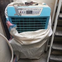 مبرده مال غرفة • حجم وسط • الشاحن عطل