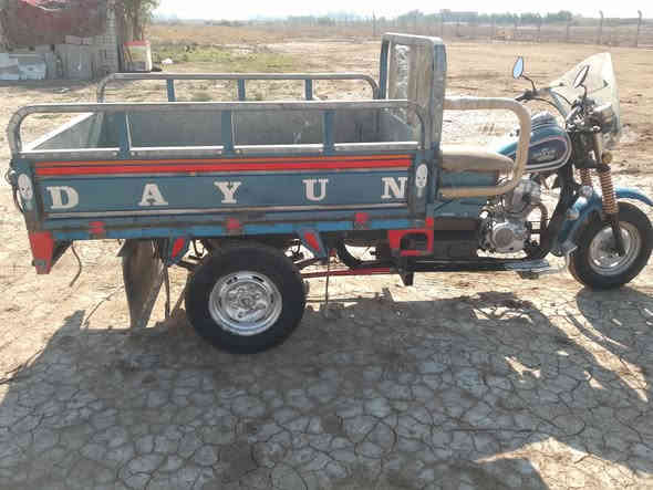 سلام عليكم ستوته للبيع موديل 2019 اوراق اصولي 
كهربائيّة كله شغاله المكان النعمانيه  السعر 1700 وبيه مجال 
رقم *********** 🌷
