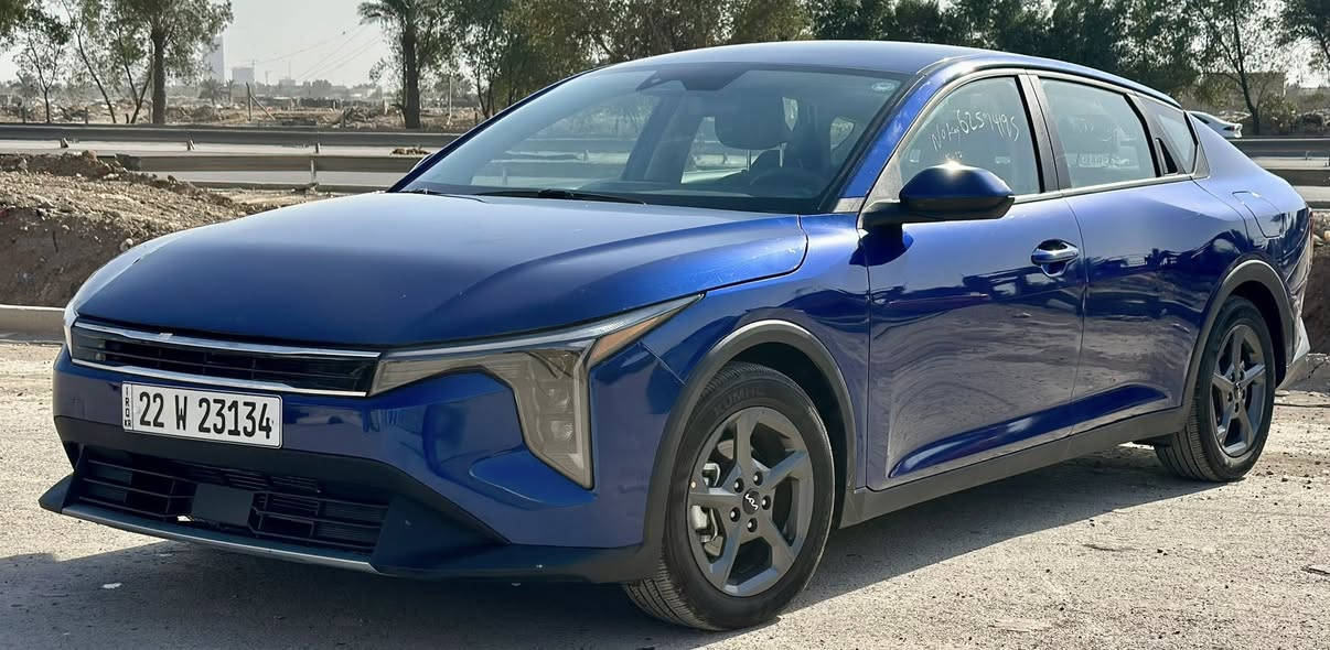 2025 KIA K4

📢📢📢
سعة المحرك:-2.0 DOHC بانزين
المسافه المقطوعه:-8860mi
اللون:- ازرق
الموديل:-2025
عدد المقاعد:-5

الإضافات #👇👇
-شاشه متصله ديجيتال 
-تحكم صوت
-نحكم سرعه
-هاند بريك كهرباء
-رادار تحديد مسار
-مثبت سرعه
-مانع انزلاق 
-أوامر صوتية
-تحديد مسافه امان
-بصمة تشغيل
-كاميرا خلفية
-أشاره بالمرايه
-مقاعد مخمل رصاصي
-لايت زينون

والمزيد من الإضافات في عالم (KIA)
 
🚗 حادث السياره كما موضوح في الصور بدون ايرباك 🚗

💵💵 السعر 162 💵💵

🛑للمزيد من المعلومات يرجى زيارة مقر الشركة🛑
  ⛔️بغداد الجديدة النعيرية خلف جامع عرفات⛔️
                    ✅محافظة بغداد✅

📍موقع الشركة في تطبيق الويز 📍
https://waze.com/ul/hsvztkn5yx

-  او الاتصال على الرقم التألي

 Messenger _ WhatsApp _ IMO  _Viber

 المبيعات 👇

📞  ***********
📞  ***********

((أن ارضيناك فتحدث عنا و إن لم نرضيك فتحدث إلينا ))
