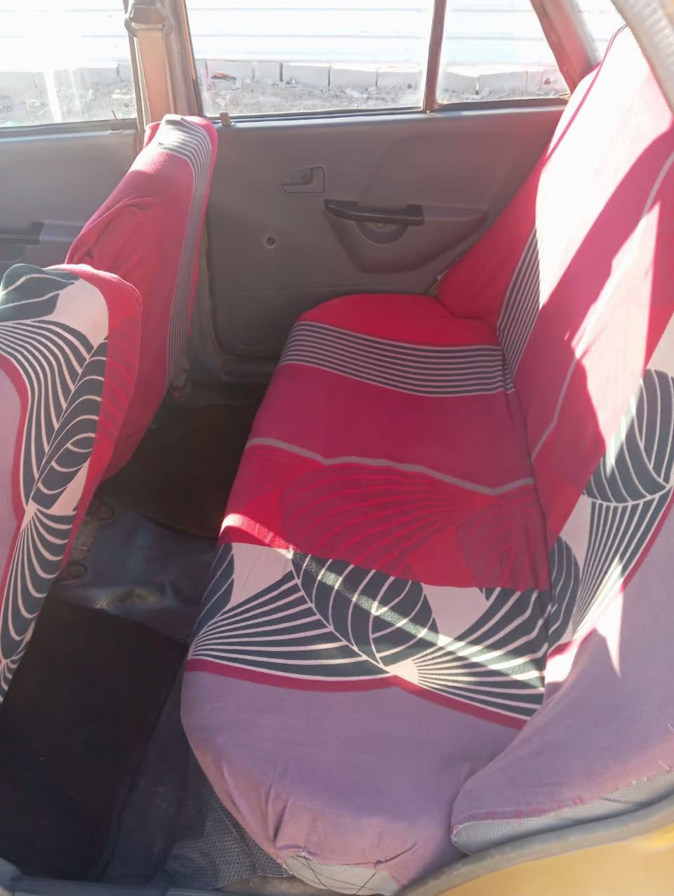 سلام عليكم سايبه للبيع موديل 2013السنويه ل 24 كير حلو محرك بي خيط تبخير توه بادي كهربائيات كلا شغاله برانكيتات بلاد ماطاكات حداده جديده راعيها يمي السعر 15وبيها مجال قليل مكان السياره البصره ابو الخصيب الرقم *********** متواجد واتساب فقط
