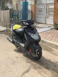 سكنس فحل للبيع الله شاهد الدراجه نضيفه وناقصهة بس اشاير وبريك خلفي وهو...