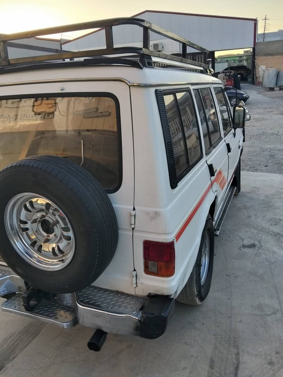 سلام عليكم
مستبوشي كالوبر 
موديل1989
محرك كير صدر  خير من الله 
صلاح الدين دولي للمراؤس او بيع 
مكاني تكريت
***********
