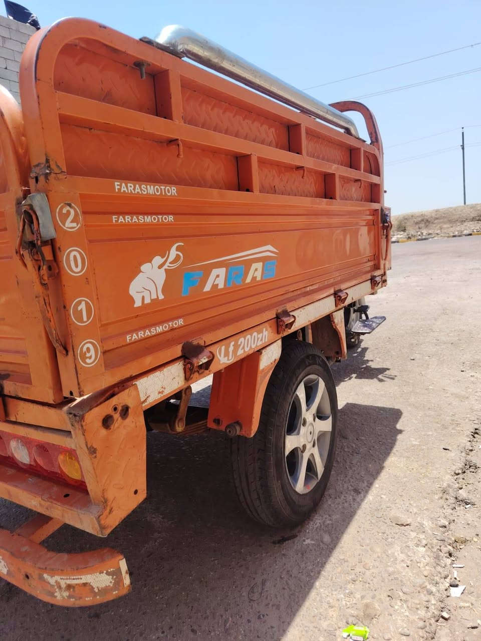 ستوته البيع موديل 20 جديده حيل ما مشتغله بعدي علا وضع شركه يفان  وكيله شاكر بسمي  شاصي وبدي مكفول مكينه بلاديه 200 كهربايات كله شغاله ويل كب صلي  كامله كبل الشارع مكان ميسان قضا المجر الستفسار تصل علا رقم 📱 ***********. ***********

