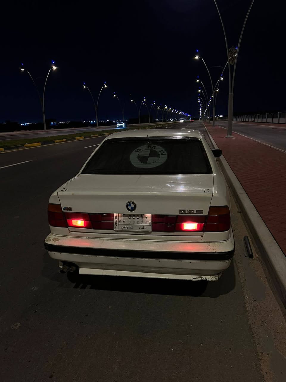 سلام عليكم بي إم 525 مكينه وكير خير من الله  تبريد ثلج كهربائية كله شغاله سنتر لوك رقم بغداد مميز سنويته  نتهت بشهر ١١ شرط التحويل سياره كلش حلوه ومرتبه داخله جديد مكانه بصره أبو لخصيب السعر ٤٦ وبيه مجال  
***********
