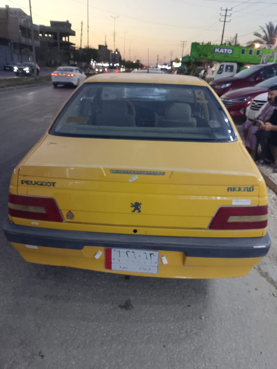 سلام عليكم
بيجو اكد

2016

كير مكينه جديده

تخم تاير جديد

رقم كربلاء

سنويه 2027

مكان السيارة كربلاء التواصل 
السعر 40 وبيها مجال

***********
