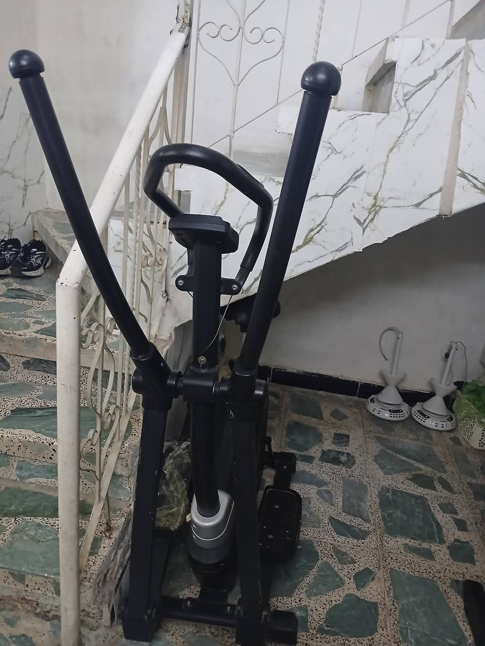 السلام عليكم
اجهزه رياضيه للبيع 
جهاز الجري 352
والبايسكل 150


**إذا كنت صاحب هذا الإعلان وتريد حذفه لأي سبب، رجاءا أرسل رسالة إلى الدعم الفني**