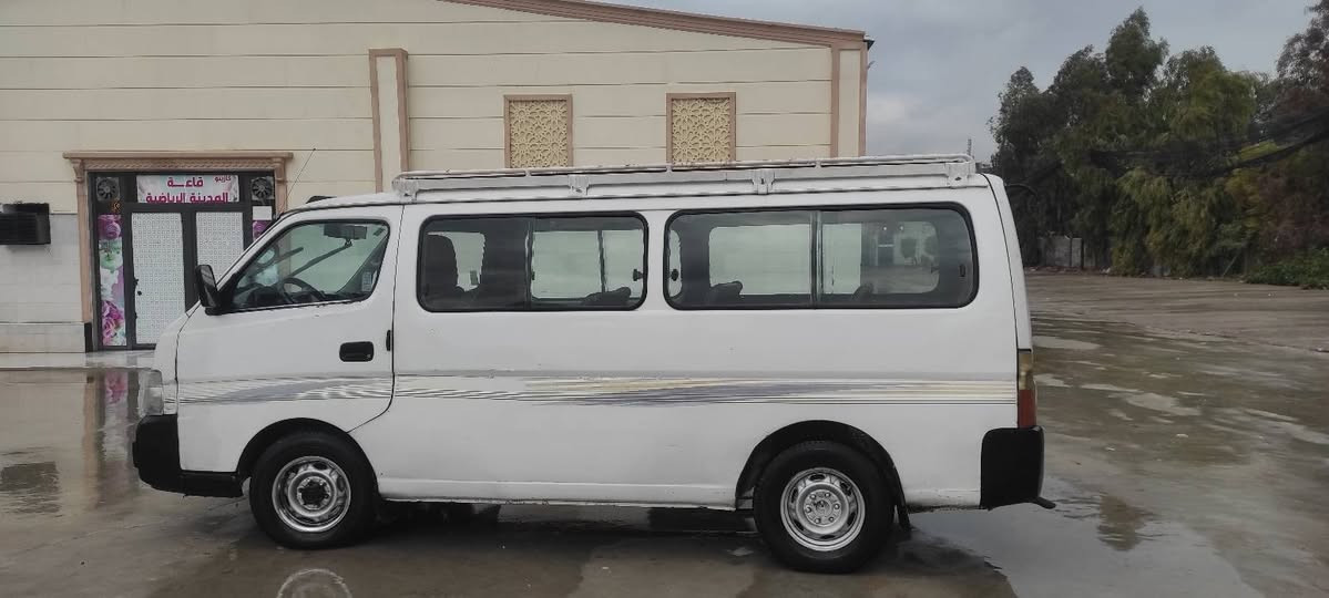 كيا نيسان 14 راكب باب اتوماتيك محرك 3000 موديل 2006 سياره بفقد مو نقدي سعر بخاص اتصل عل هذا 
رقم ***********👉 اتصل اخذ كل تفصيل وسلام عليكم
