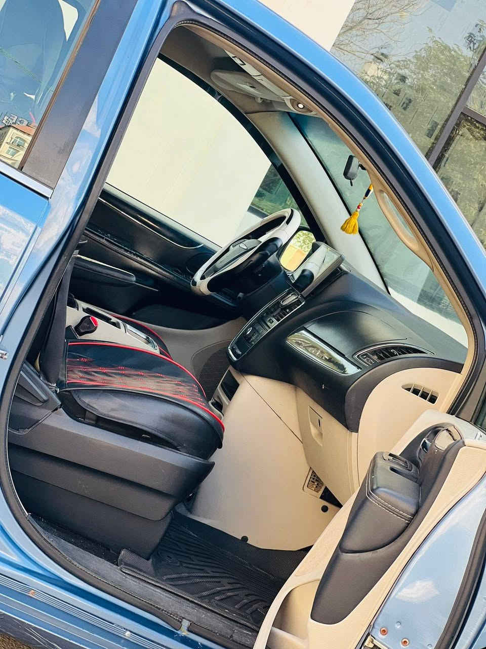 دوج كرفان كلايزر مديل 2011 فول مواصفات سعر 123 وبيه مجال للاستفسار الاتصال *********** وارد مريكي خشم جاملغ امامي بدون دواخل ولباقي كفاله عامه مواصفات فول 1عله1 سبعه 7راكب ثلث قطع تبريد داخل بيجي بيبان كهربائي جام كهربائي جنطه شفط حصان بنص تحكم ستيرن حساسات خلفيه مري كهربائي شاشه يباد كامره دواره كشنات سياحي مكينه سته 6سلندر 3600 مكينه وكير مكفولات حداديه جديدهه تخم تاير جديد تبريد شغال سياره جديده وجاهزه وأي نقص مابيهه رقم كربلاء نكيليزي سنويه لل 29مشروع وطني مكان كربلاء كربلاء, العراق
