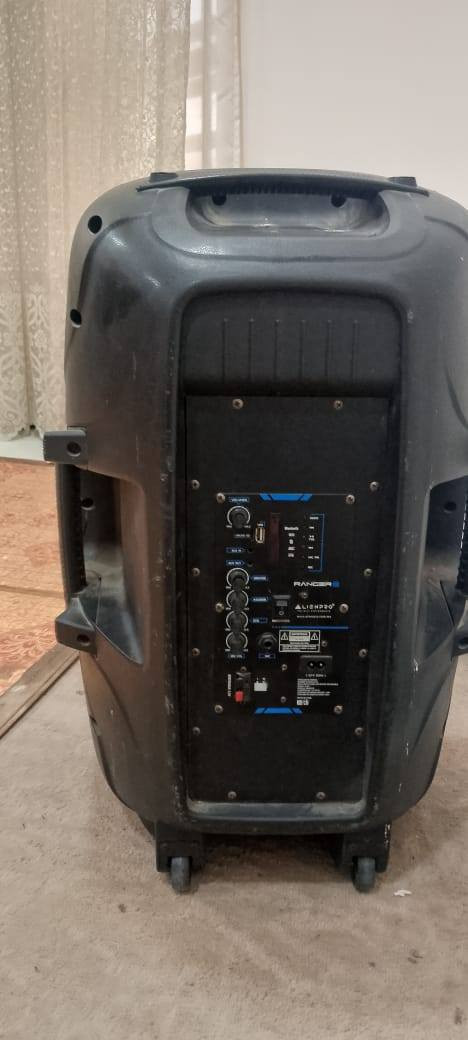 السلام عليكم عندي سماعه مع الاستاند شرط الفحص جديده السعر 70 مكاني كربلاء الرقم ***********
