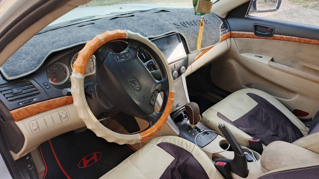 سوناتا خليجي 2010محرك 2400بيها قطعتين بدون دواخل ***********المعتصم
