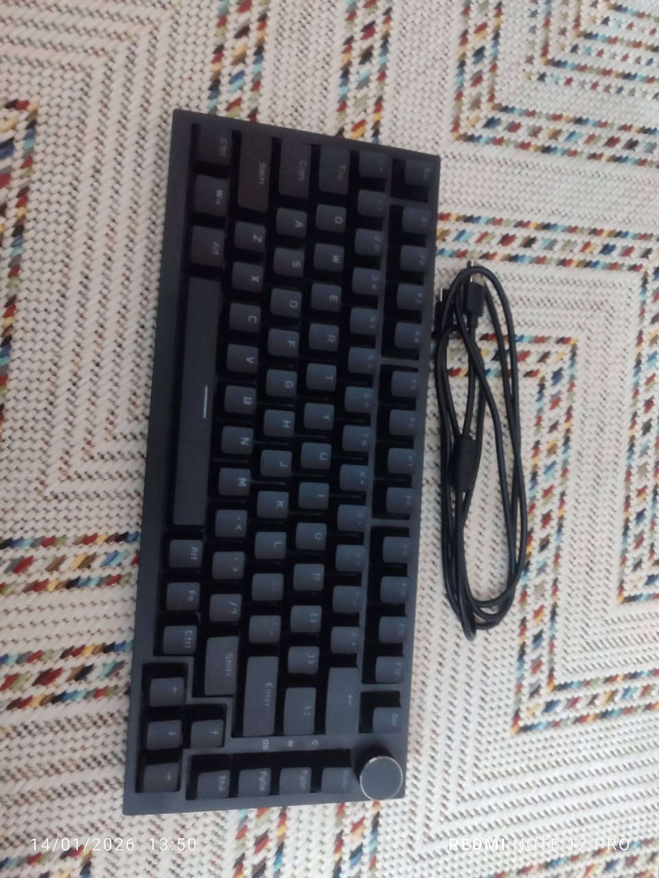 السلام عليكم
متوفر كييبورد أول واحد ajazz ak820 مغناطيسي جديد معا كامل ملحقاتها و الثاني أيضا ajazz ak820 ريد سويتج ولكنه مستعمل قليل جدا ومن غير باكيت للاستفسار خاص او وات ساب 
الرقم 
***********
