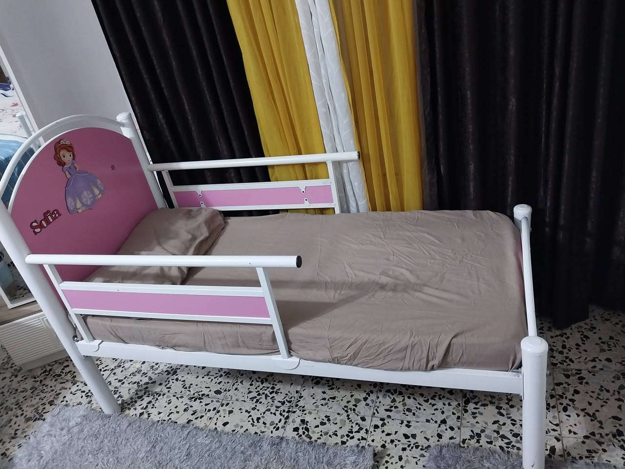 مرحبا
سرير طفل للبيع
السعر ٧٠
بغداد زيونه
***********
