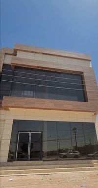 بناية تجارية • نجف الأشرف • ٢٠٠م