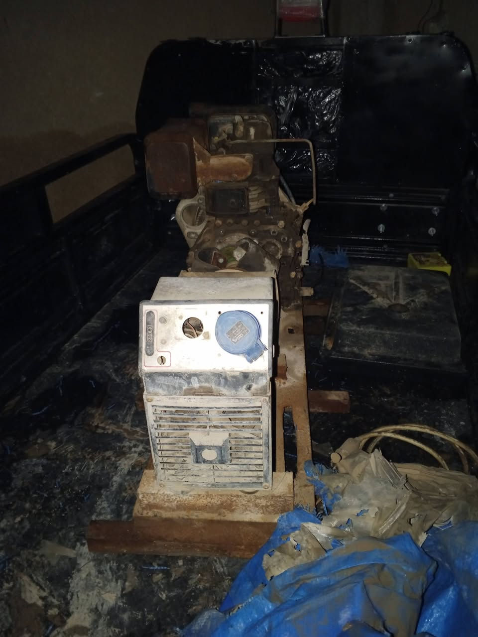 السلام عليكم مولد كامه كاز متروك من زمان مامشغله بس تركته شغال للبيع السعر 750 الف العنوان بغداد ابو غريب رقم 📱 الهاتف ***********
