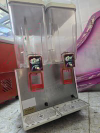 براد عصير للبيع هوسك تركي نضيف جدا.  وشغال فول تبريد  بسعر. 350 الف. ف...