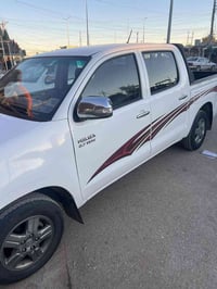 هيلوكس • ٢٠١٤ • كويتي شاصي