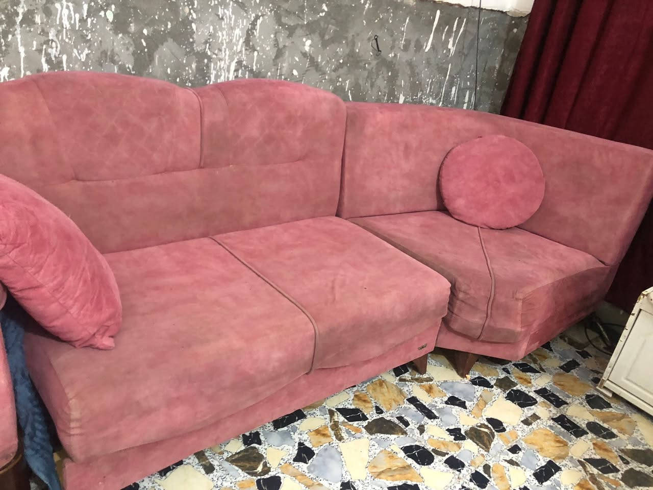 تخم ديوان تركي مستعمل سرير مخزن السعر 160

مكاني ابو غرغ سارع ابو خستاوي اني مكلف بل نشر فقط
***********
