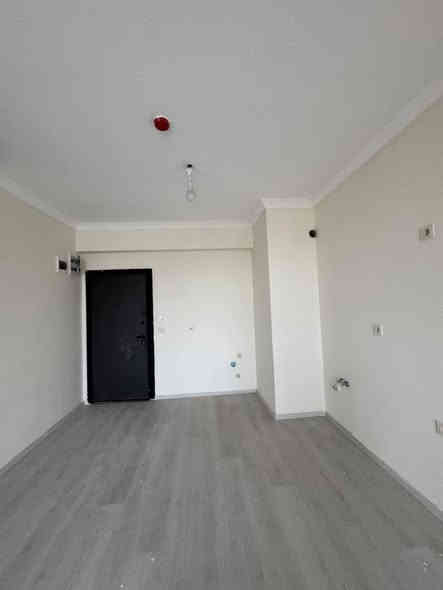 شقه للبيع بسعر مناسب في 
مجمع سن تاورز 
مساحة شقة 75 م غرفة صالة واجيهة داخلي 
الاستلام فوري شقة طابق 14
🔥 نقد🔥
الموقع طريق بحركة بين طريق 120 متري و 150 متري قرب مرور-أربيل 
عقارات غسان الزاوي 
للاستفسار الاتصال علي 
الأرقام التأليه 
***********
***********
