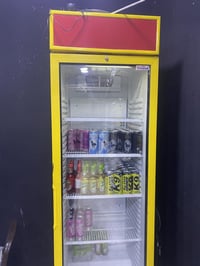 ثلاجه • ايسر حي الوحدة • قابلة تفاوض