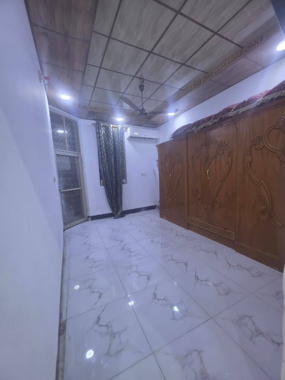 بيت🏠 للبيع المساحه 100متر طابو زراعي سند 25اقرار محكمه مشمول بلتطويب ممرقم من قبل البلديه 📌مقابل ملحق قريه الغدير السعر 42 مع المجال #البيت كامل خلاطات تانكي سخان شتايكر يحتوي ✅على غرفه صاله مطبخ استقبال حمامات خارجيه وداخليه للاستفسار يرجى مراسلتنا


**إذا كنت صاحب هذا الإعلان وتريد حذفه لأي سبب، رجاءا أرسل رسالة إلى الدعم الفني**
