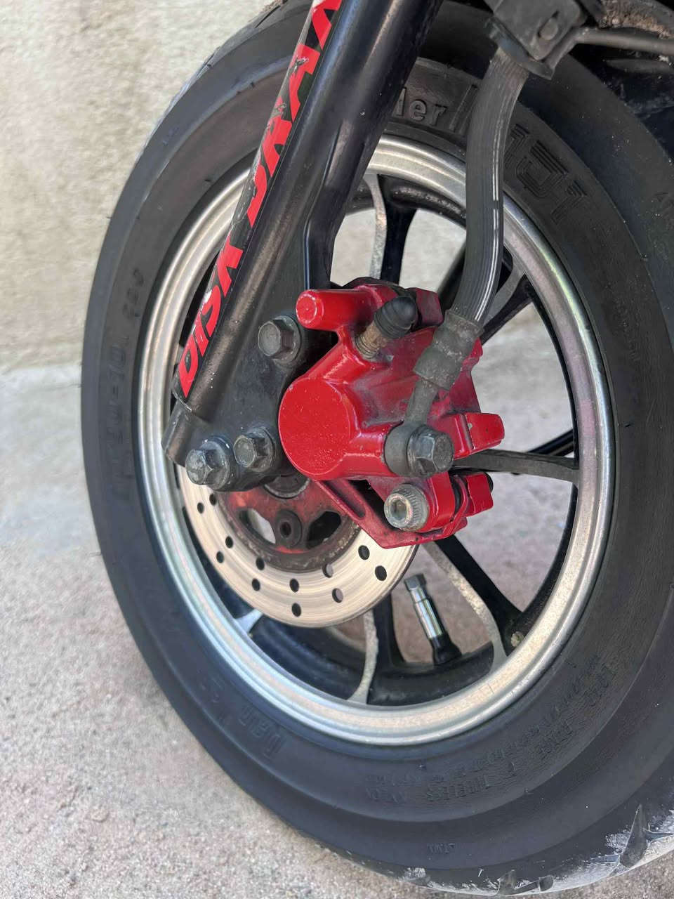 سلام عليكم خوان ماكس عدله رمبه ماصله  سبوعين من طلعت من الوكيل   بي ولكب بلادي  وياه اجه  مختمه   دراجه   مال  جنايه  والله محتاج اريد  ابيع  كلش  شغال  بي  سعر  مليون  150 الف  مجال  بي  بسيط  مكاني  بصره  ابي  الخصيب  طريق  عوجه  ***********
