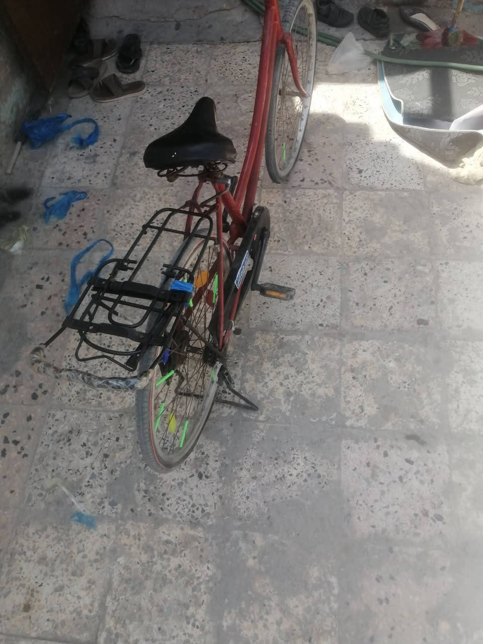 باسكلاات البيع العدد ثنين كلشي مابيهن سعرهن ١٠٠ الاتصال عل رقم   ***********
