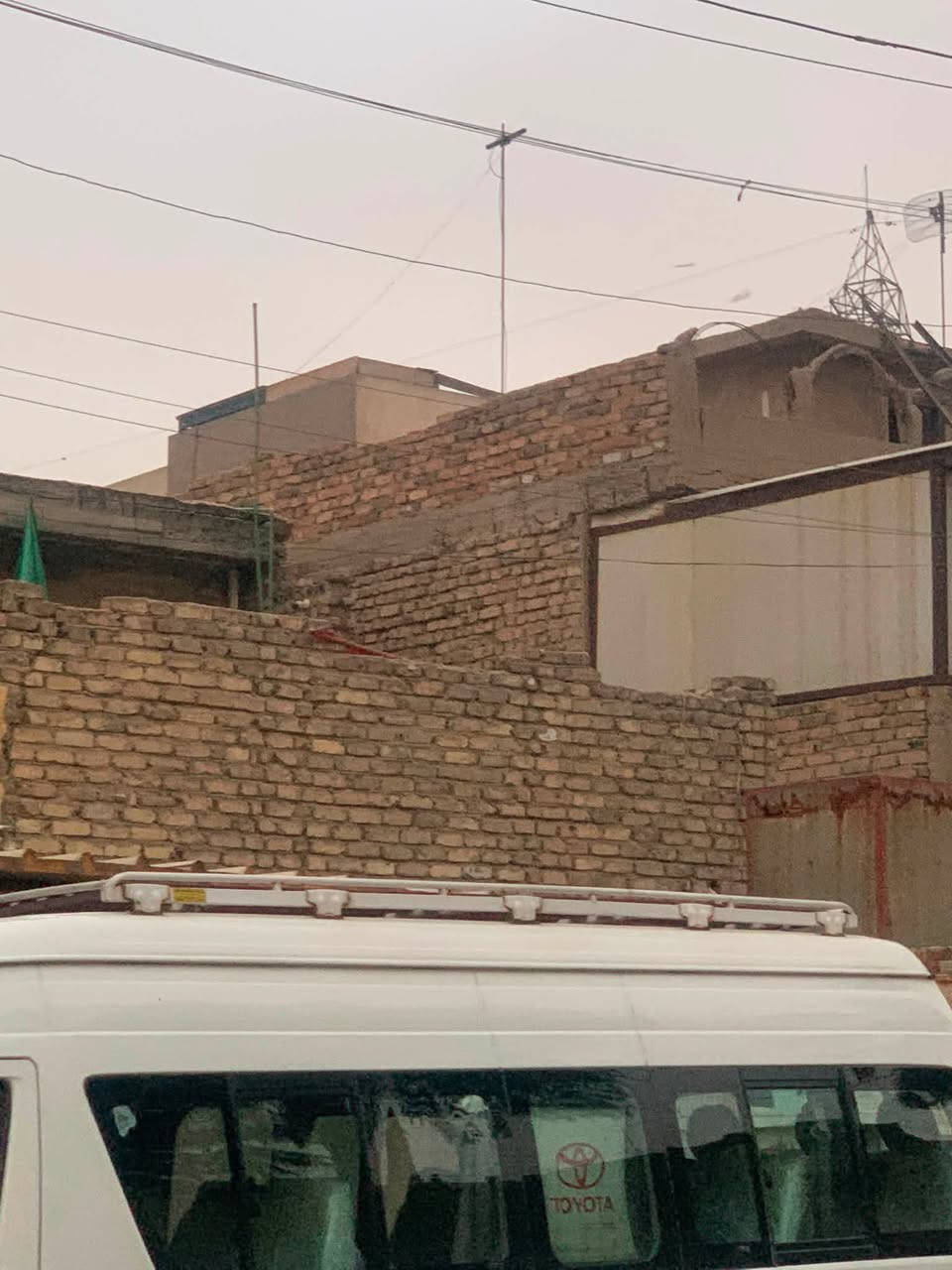 سلام عليكم سيبايه مال هايسه عاليه ترهم عل جنبي سيبايه جديده تزريف سعر٢٠٠ وبيهة مجال مكاني بغداد مدينه الصدر لورفلي ***********

