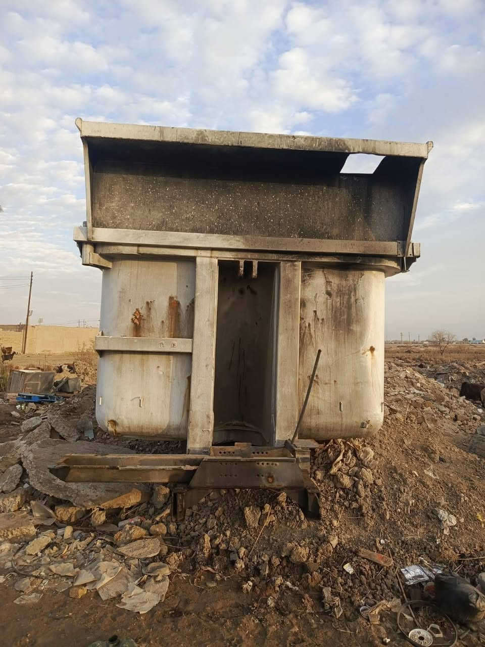 السلام عليكم بدي اكتروز اسرالي كامل من عده الجك ودبل شاصي السعر 25ورقه قفل الاستفسار الاتصال على الرقم (***********)
