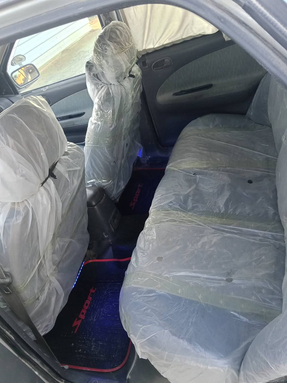 سلام عليكم
صلي علا محمد وآل محمد 
رمضان كريم 
كيا سيفيه موديل 96
تخم تلير لا خياس ولا طربه سياره صافيه وخير من الله 
ما صار 4تيام من حولتها بسمي سنويه ال 28 مصفره هيها وقرامات تحويل ثاني يوم ما عدا بيها الباور ثكيل وصدرها الكدام طوبه تعبانه وبس سياره جاهزه ترايك وين ميعجبك السعر 45وبيها مجال 

مكان بغداد 
***********

ارجوكم لا تكسرون بحلال ناس ميعجبك المنشور اعبره تلكه جوه سوك حته 20
