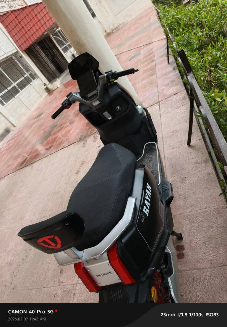 للبيع 
الصاعقه موديل 2025
نظام رجوع للخلف 
تشغيل عن بعد
جهاز انذار قفل 🔓
من شركه الريان 
6 🔋بطاريات مسطره
ملف 2000w
سعر مليون و300


**إذا كنت صاحب هذا الإعلان وتريد حذفه لأي سبب، رجاءا أرسل رسالة إلى الدعم الفني**